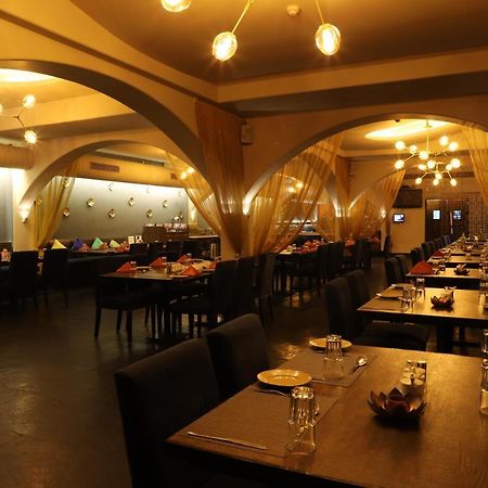 The Purple Leaf Hotels Haiderabad Buitenkant foto