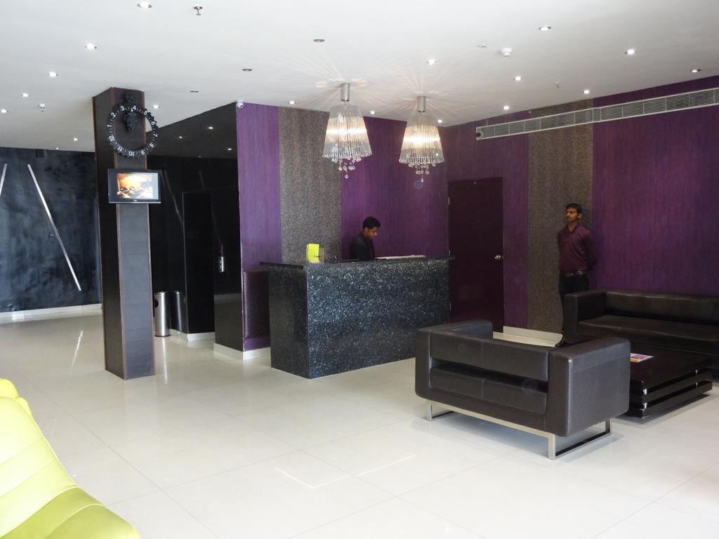 The Purple Leaf Hotels Haiderabad Buitenkant foto