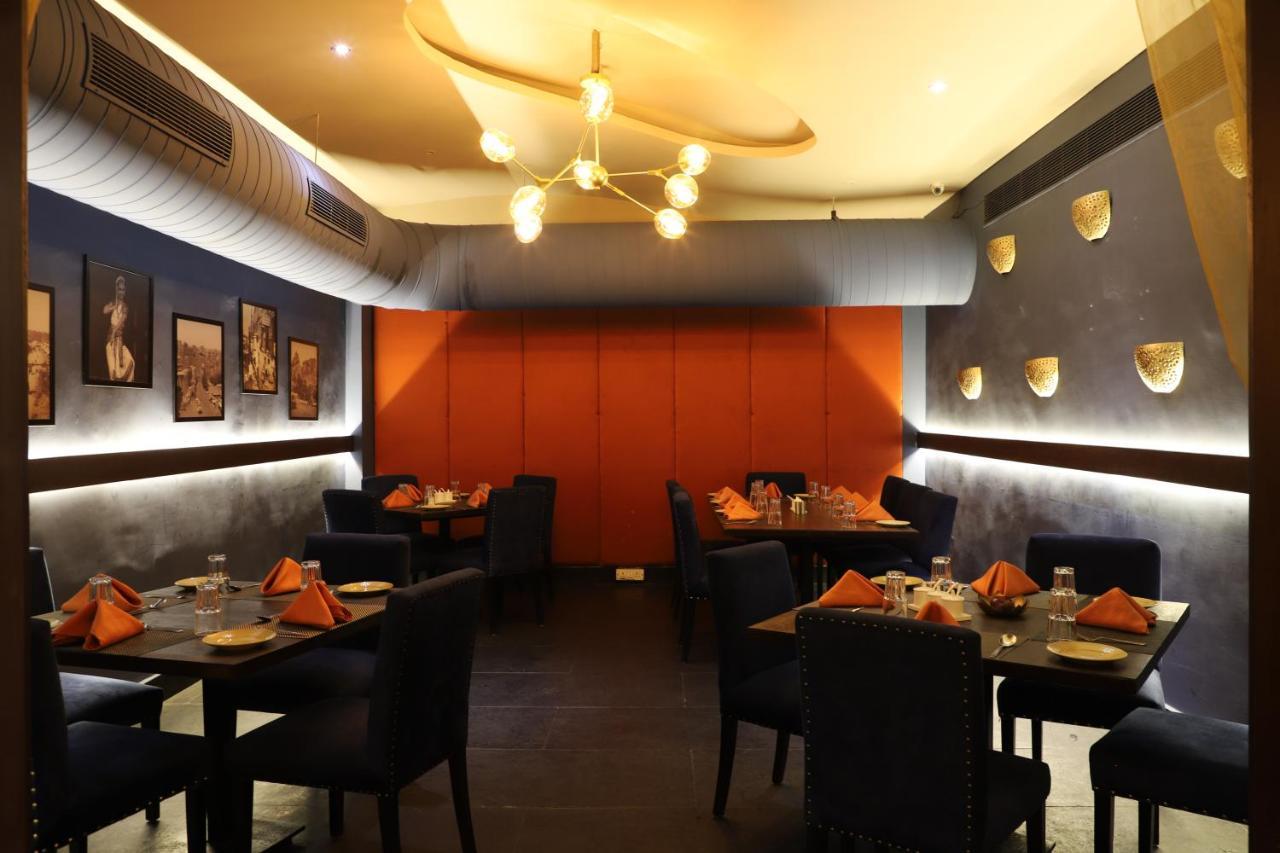 The Purple Leaf Hotels Haiderabad Buitenkant foto